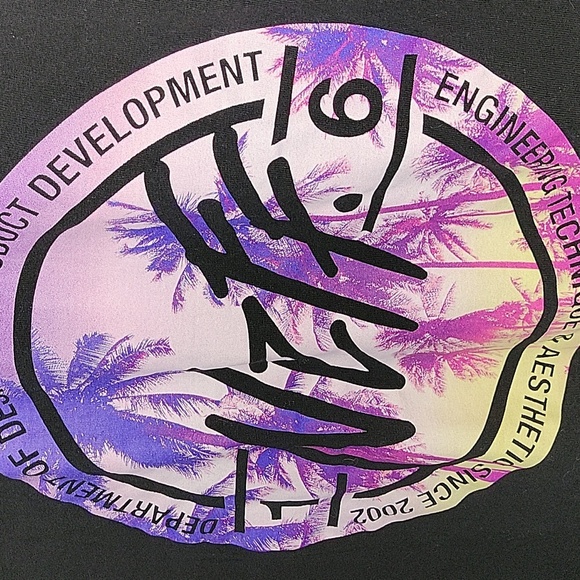 Neff Men's Small Beach Circle Logo Purple Pink Yellow Ombre Streetwear T-Shirt - Picture 3 of 4